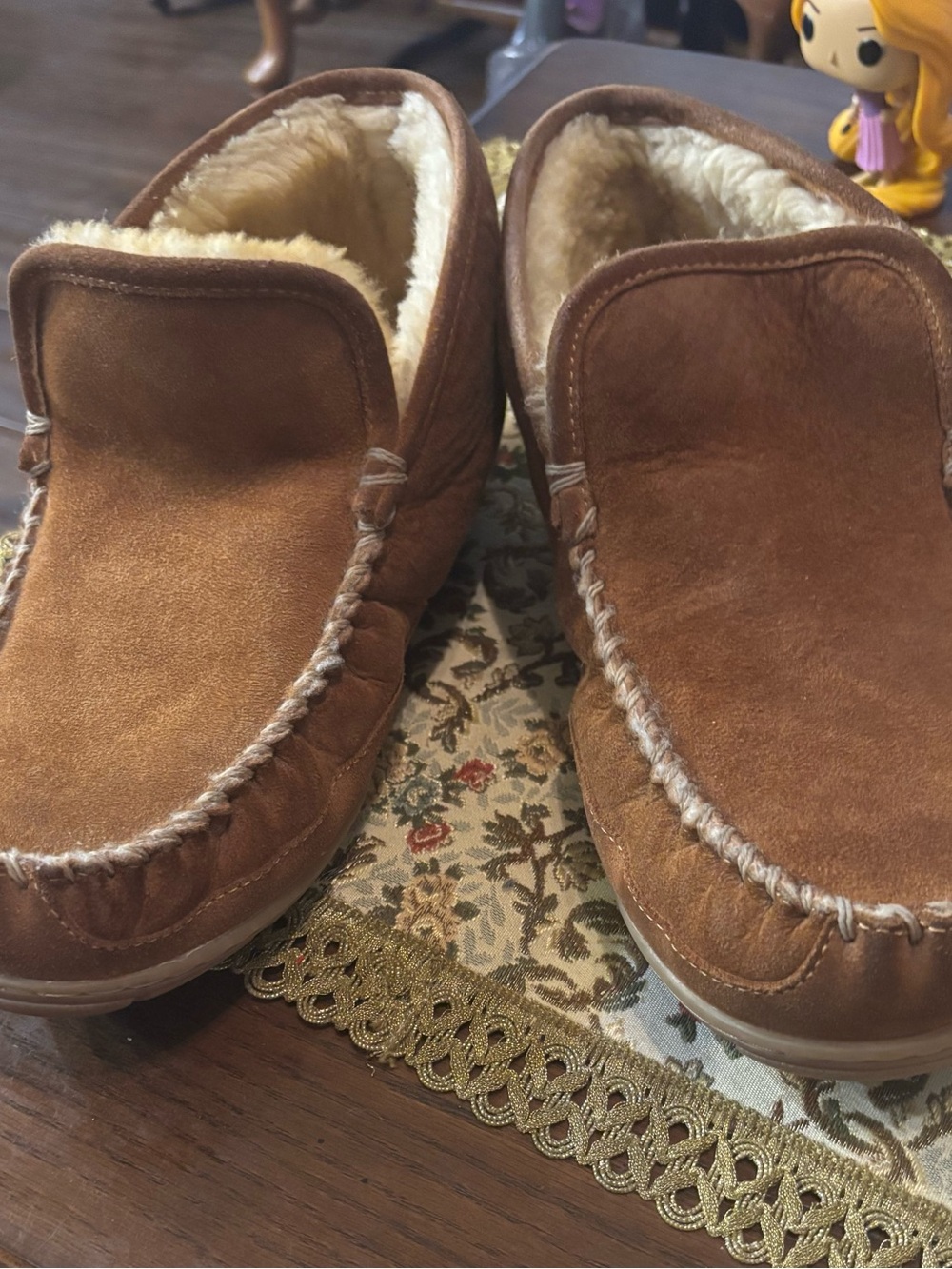 L.L.Bean Wicked Good Moccasin Slippers Men’s 10 Wide Brown Shearling Leather